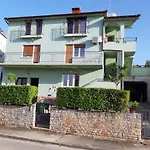 Charming Sunshine Home